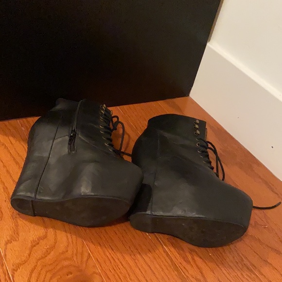 Jeffrey Campbell Platform Heels - Picture 3 of 4